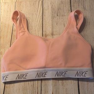 PINK NIKE SPORTS BRA XS